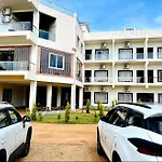 Jhumar Resort And Restaurant