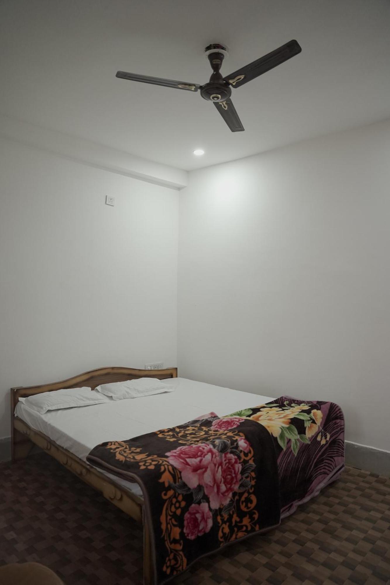 Madhu Guest house Netarhat