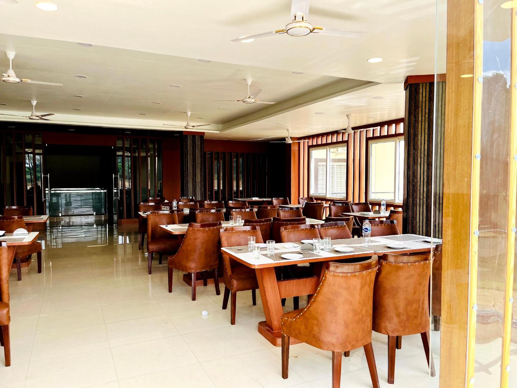 Jhumar And Restaurant Resort Netarhat